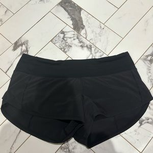 Black speed up lululemon shorts